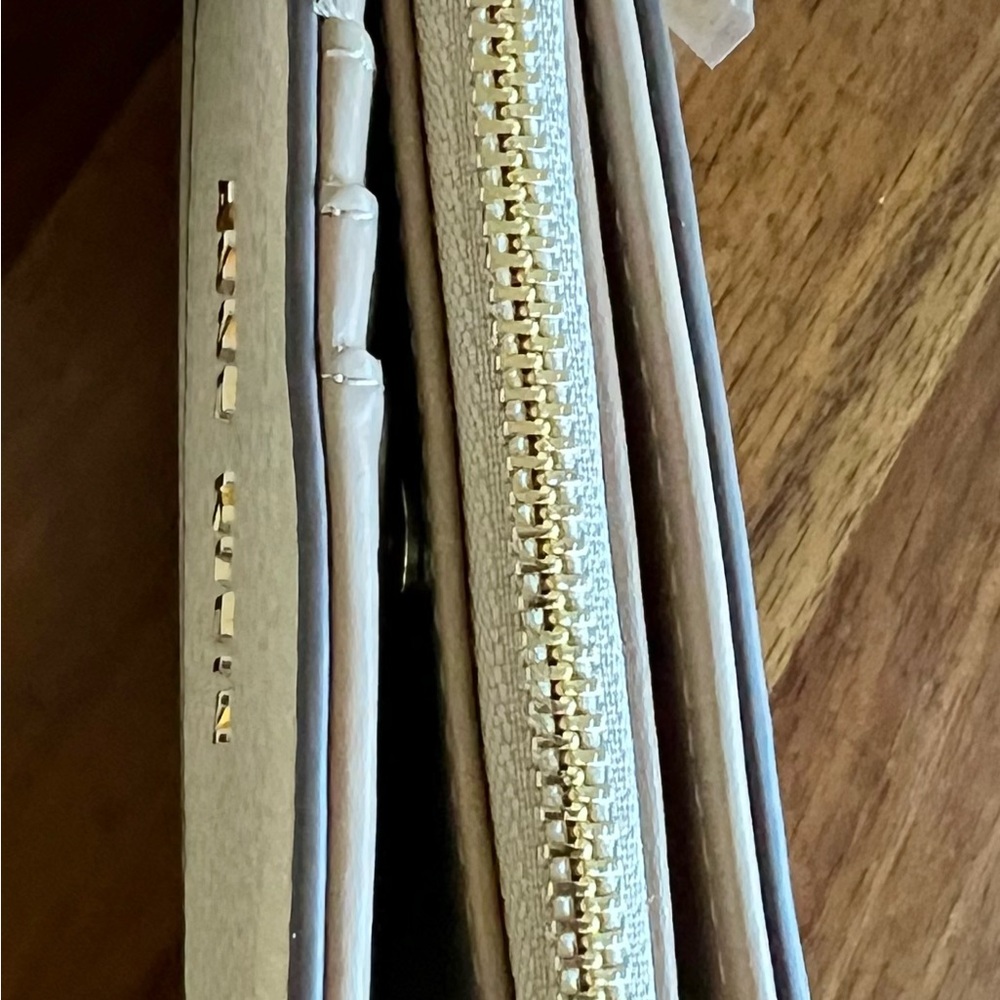 Anne Klein Wallet - Picture 6 of 6